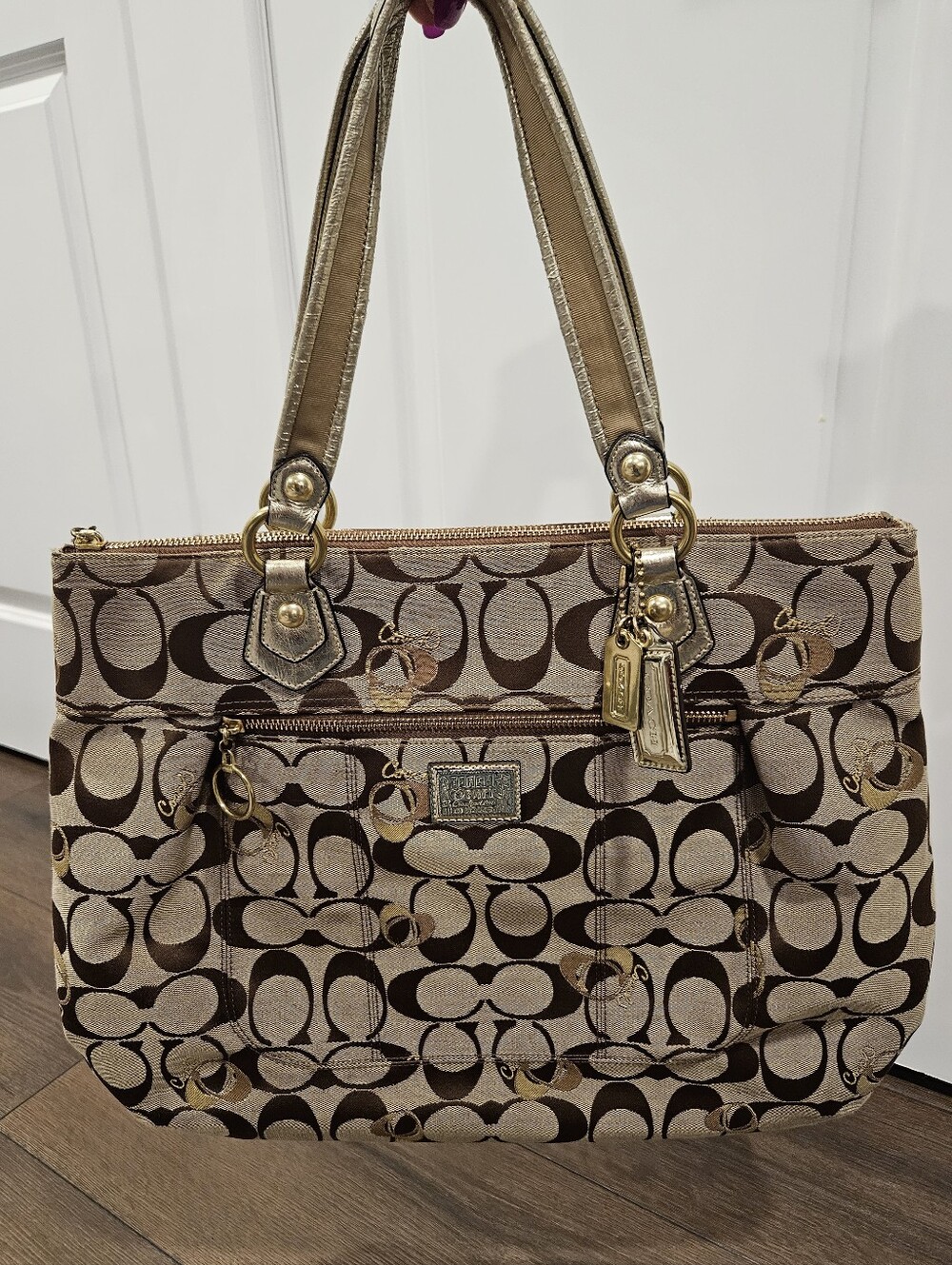 Coach Poppy Signature Hearts Glam Tote 18711 Khaki Gold RARE